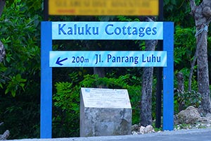 2nd Kaluku Cottages sign